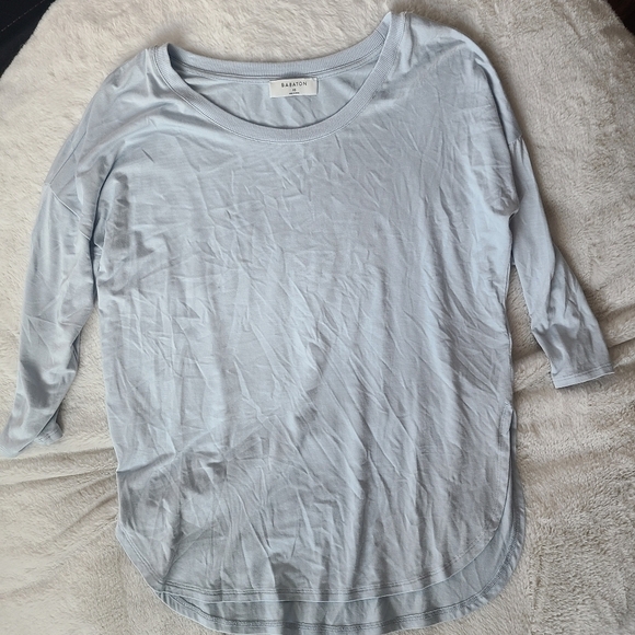 Aritzia Babaton Norris T-shirt in baby blue - Picture 2 of 9